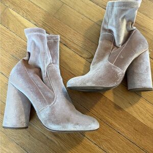 Steve Madden Blush Velvet Heeled Boots